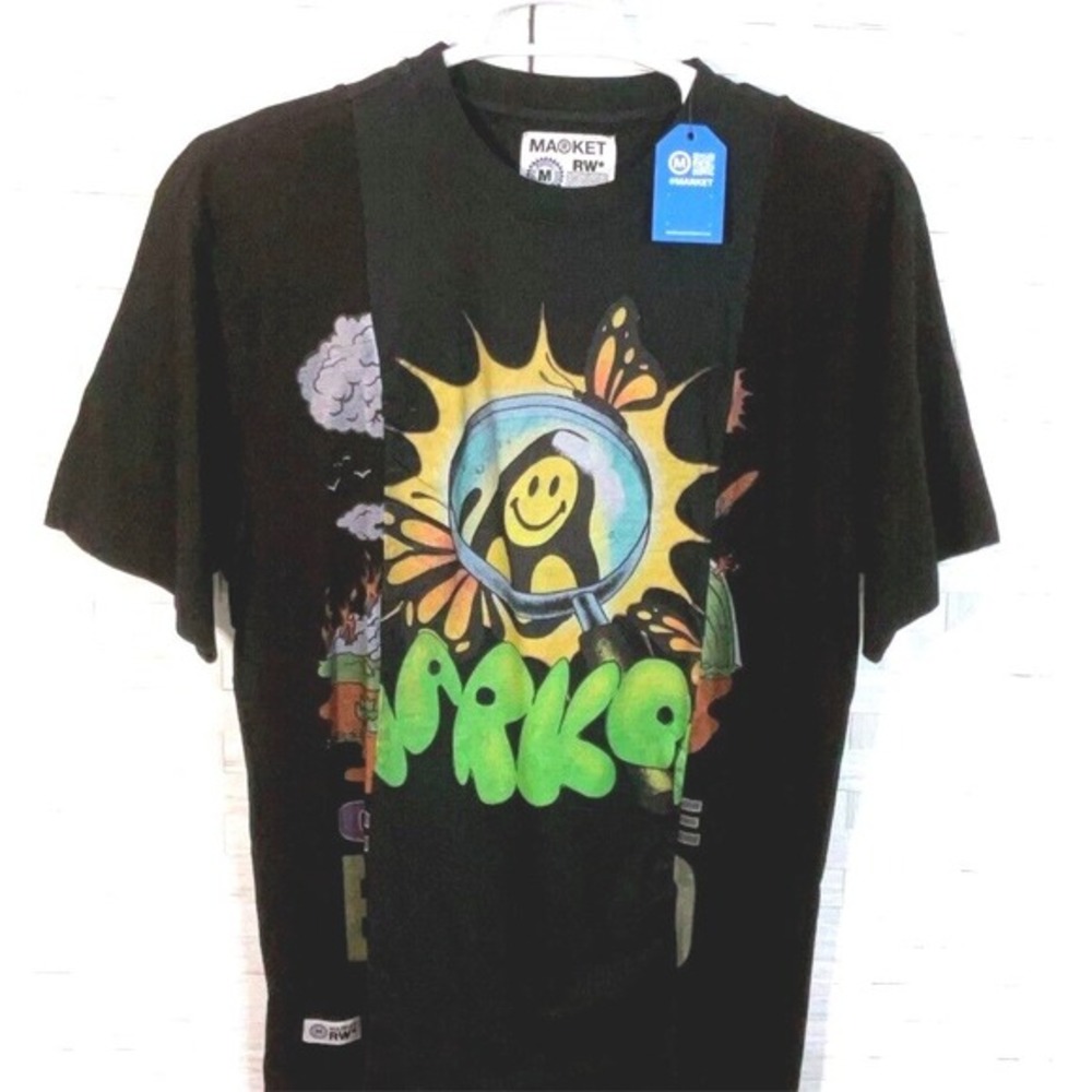 Market Random Workshop‎ Shirt Through The Looking Glass Size  Medium,